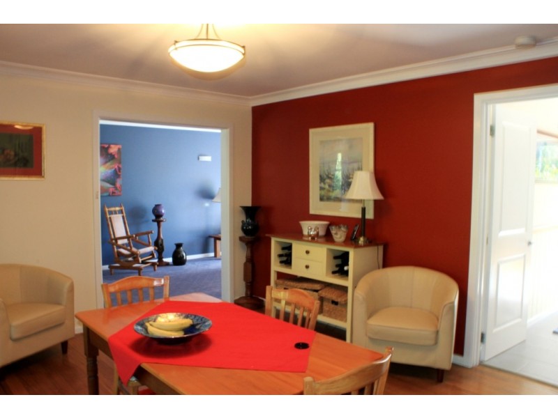 7 Tathra Rd, Bega NSW 2550