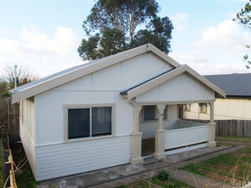 29 Carp St, Bega NSW 2550