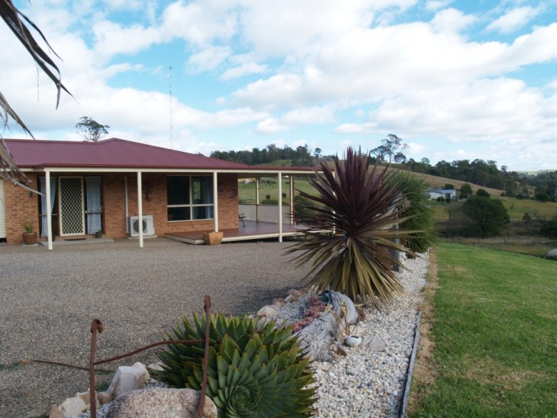 81 Max Slater Dr, Bega NSW 2550