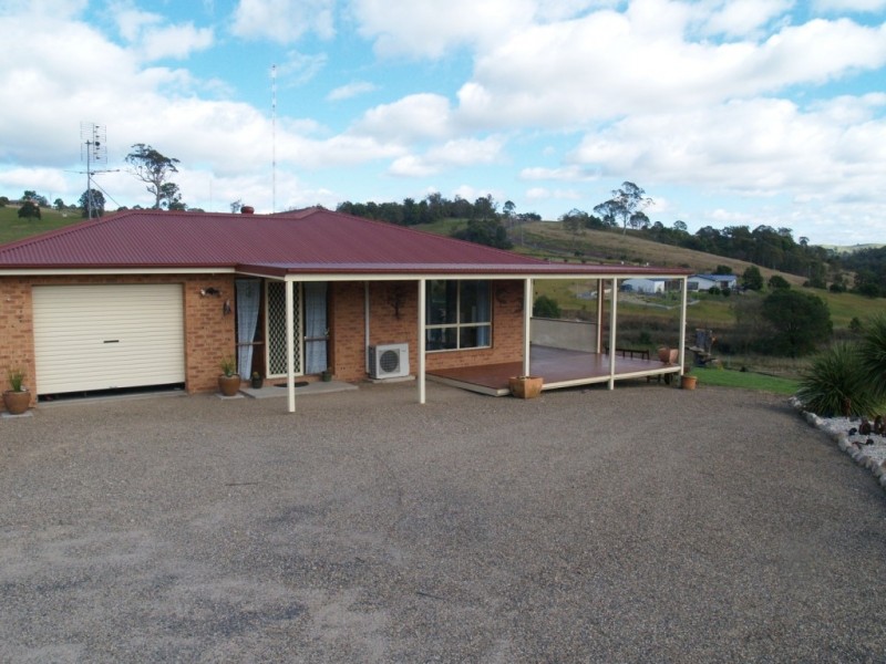 81 Max Slater Dr, Bega NSW 2550