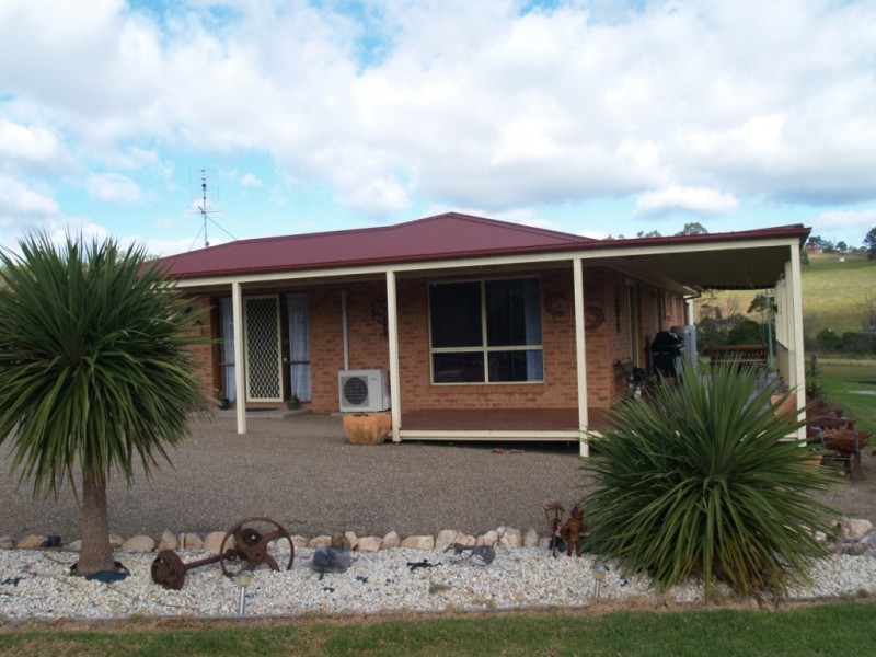 81 Max Slater Dr, Bega NSW 2550
