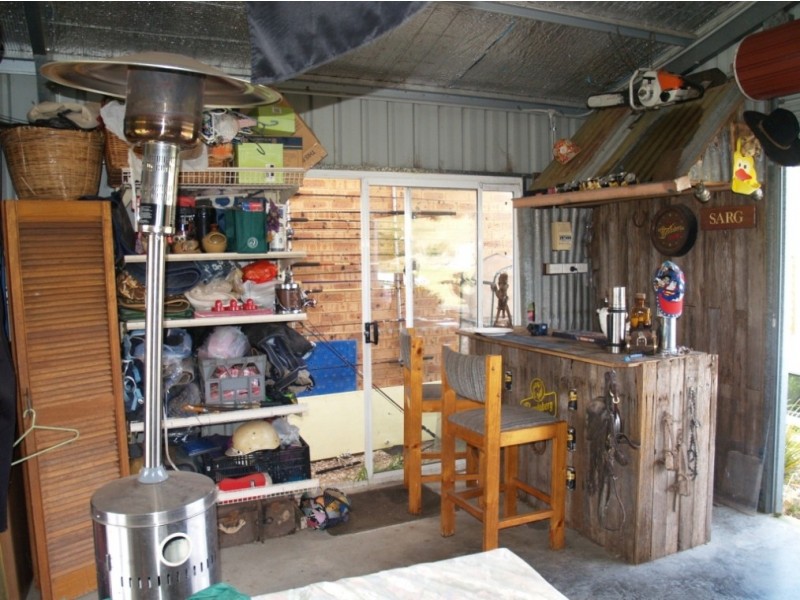 81 Max Slater Dr, Bega NSW 2550