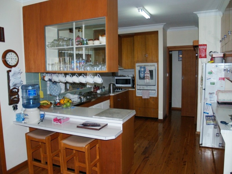 4 Meringo St, Bega NSW 2550