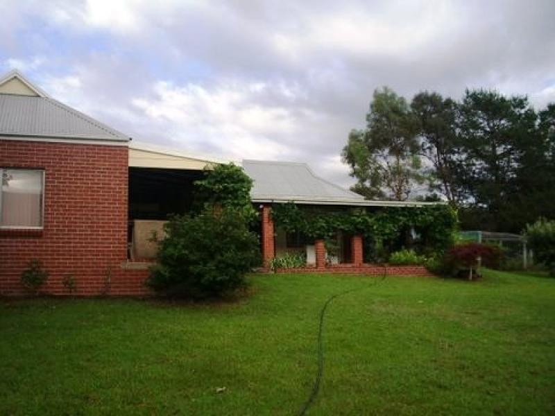 139 Bourkes Road, Yowrie NSW 2550