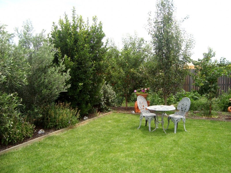 12 Koma Circuit, Bega NSW 2550