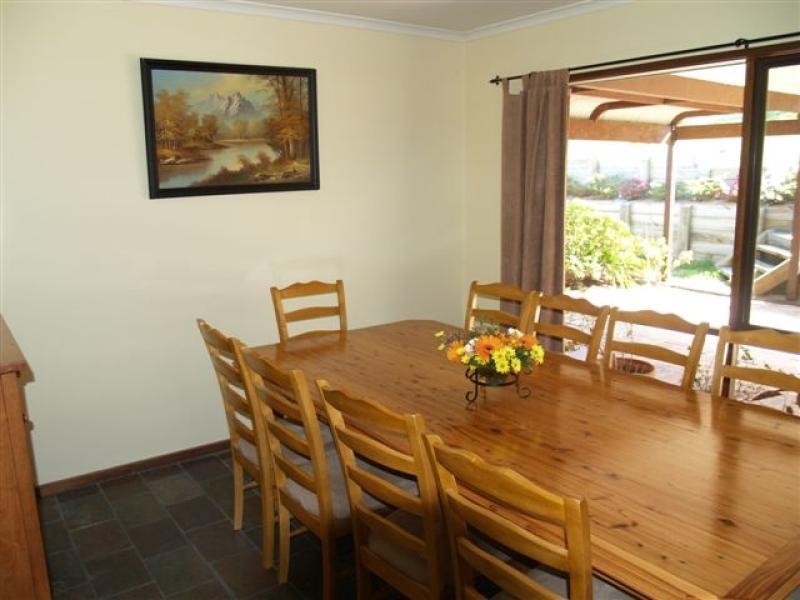 10 Ticehurst Close, Toothdale NSW 2550