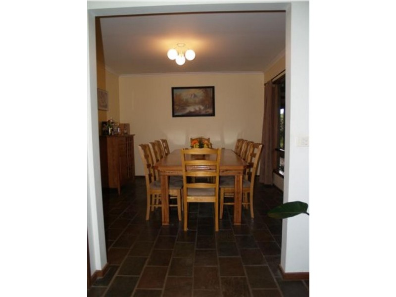 10 Ticehurst Close, Toothdale NSW 2550