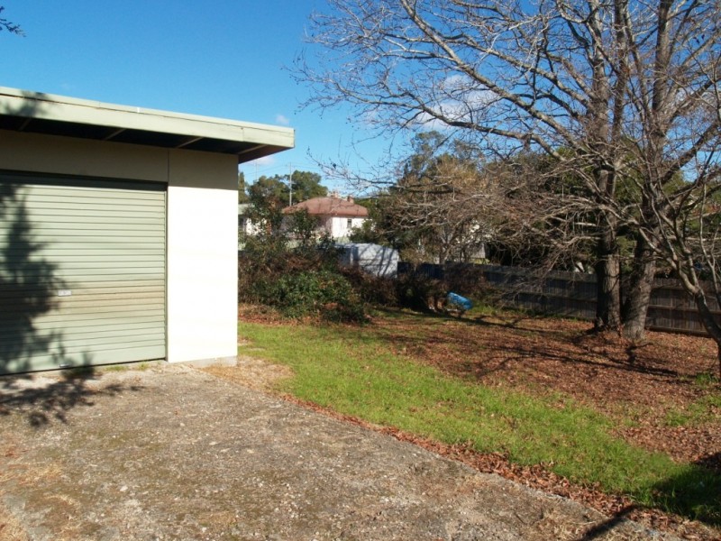 99 Ravenswood St, Bega NSW 2550