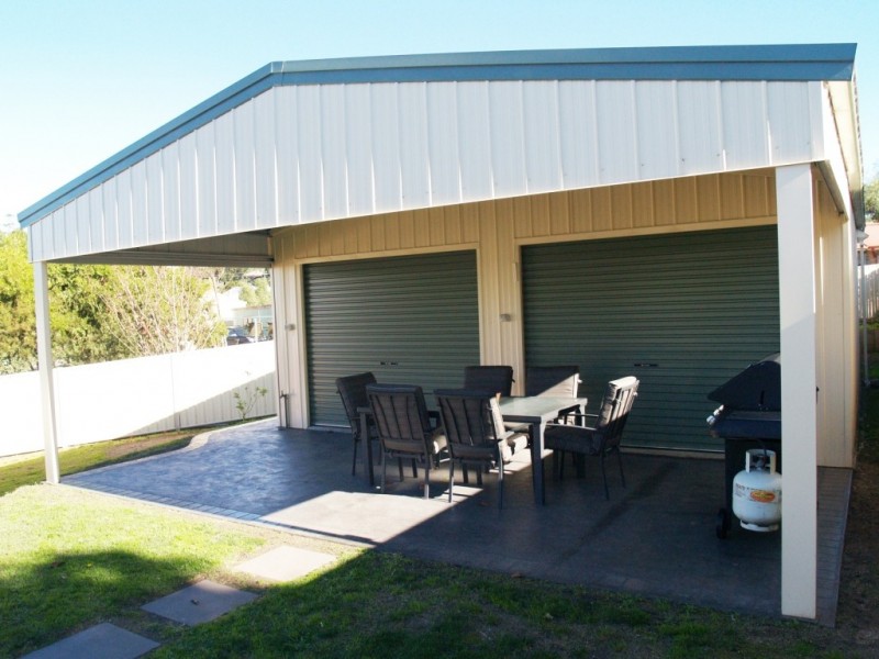 27 Gordon St, Bega NSW 2550