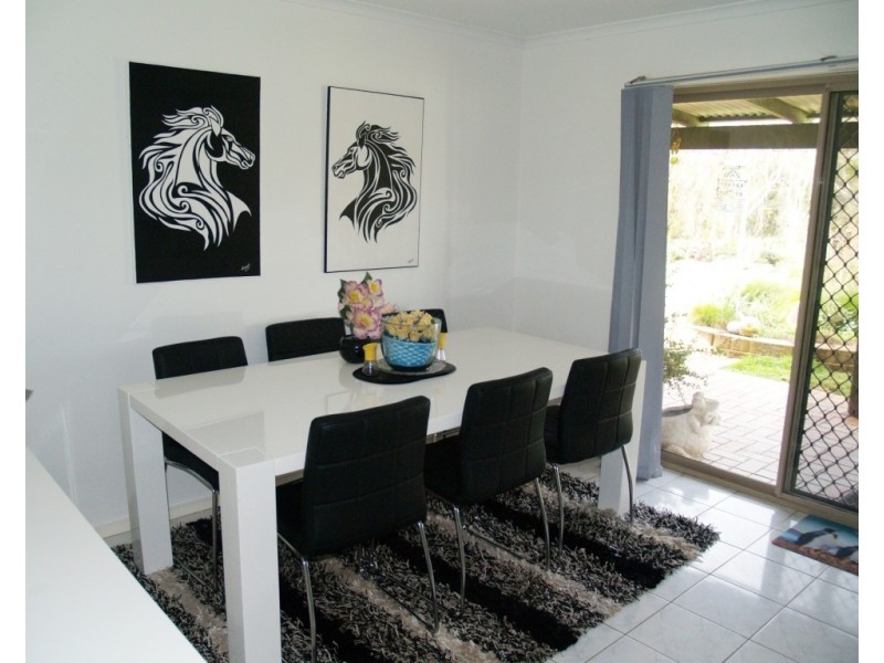 11 Kerrisons Lane, Bega NSW 2550