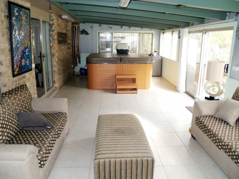 11 Kerrisons Lane, Bega NSW 2550