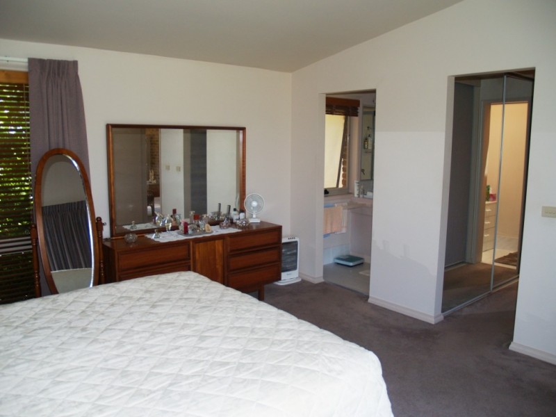 73 Cherry Lane, Wolumla NSW 2550