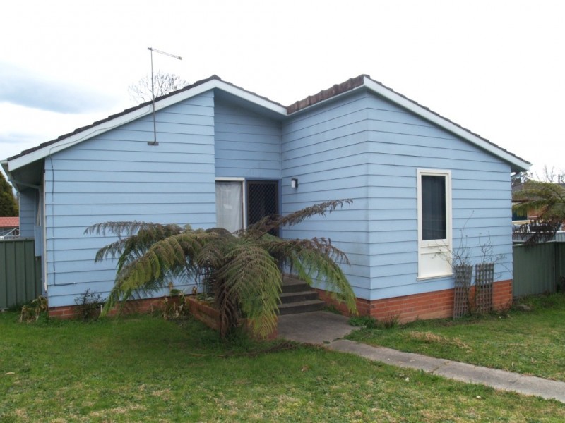 18 Bunyarra Drive, Bega NSW 2550