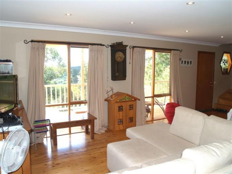 11 Short St, Candelo NSW 2550