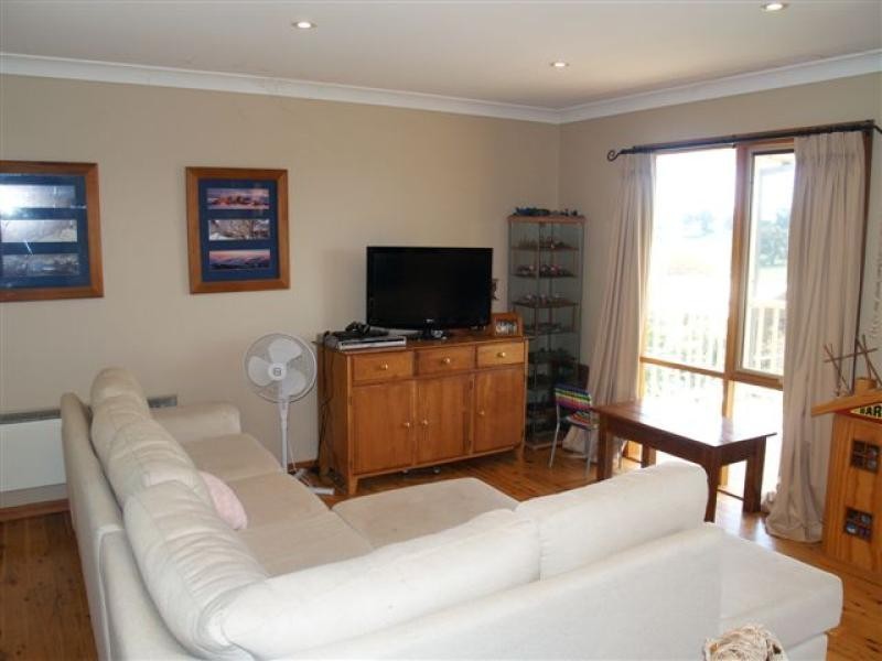 11 Short St, Candelo NSW 2550