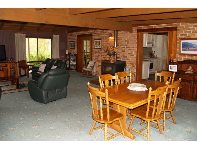 454 Yowrie Rd, Cobargo NSW 2550