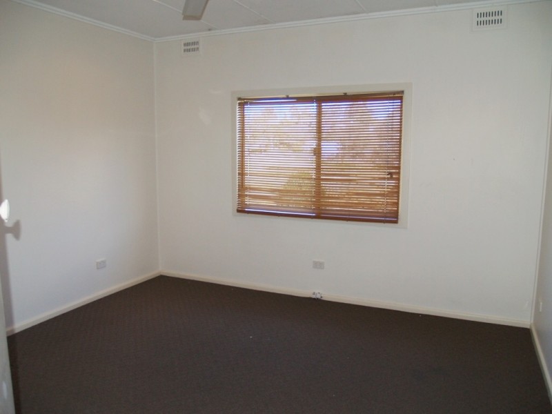 226 Auckland St, Bega NSW 2550