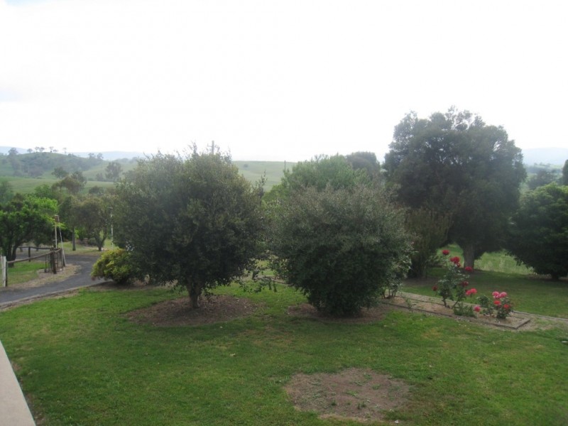 2 Miners Close, Bega NSW 2550