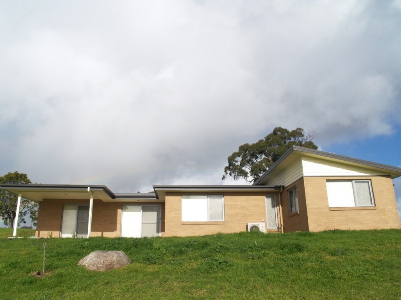 60 Glen Mia Drive, Bega NSW 2550