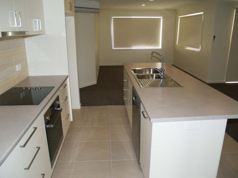 60 Glen Mia Drive, Bega NSW 2550