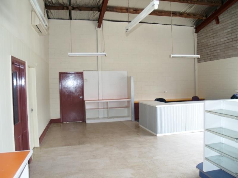 7 Peden St, Bega NSW 2550