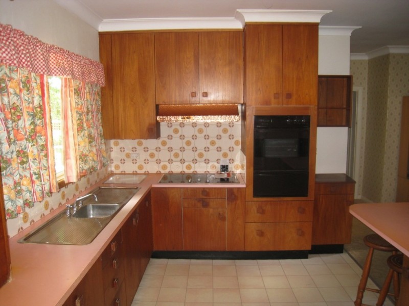 12 Belmore St, Bega NSW 2550