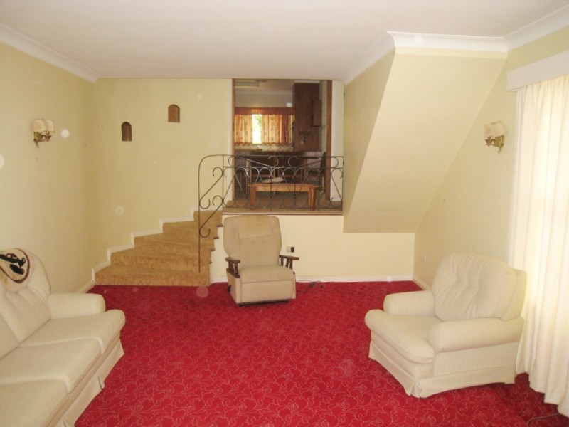 12 Belmore St, Bega NSW 2550