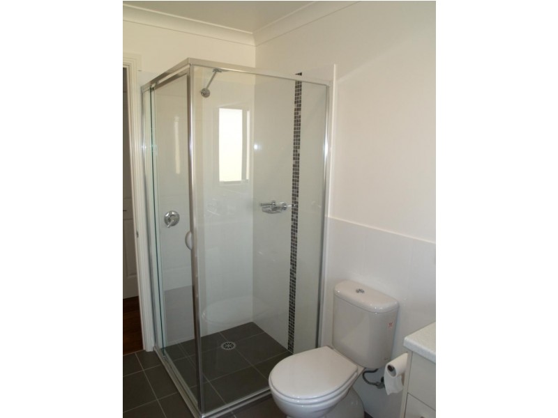 20 Koma Circuit, Bega NSW 2550