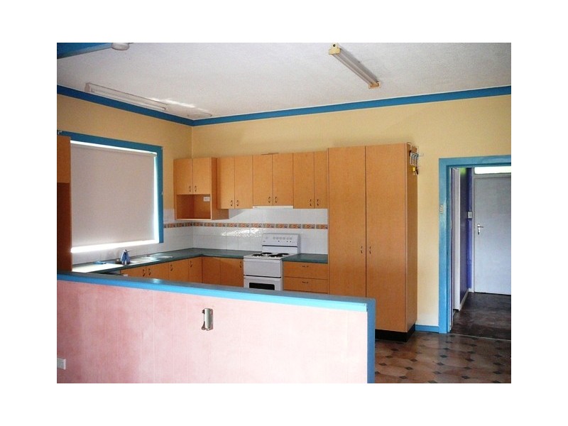 10 Little Church St, Bega NSW 2550