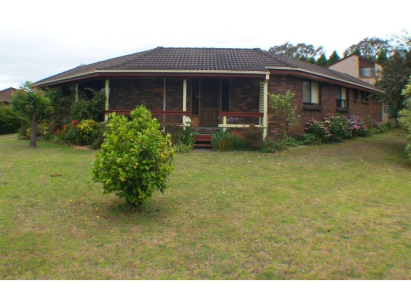 26 Laws Drive, Bega NSW 2550