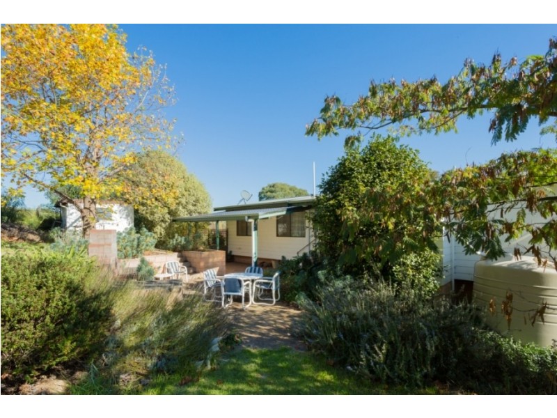 28 Bega St, Candelo NSW 2550