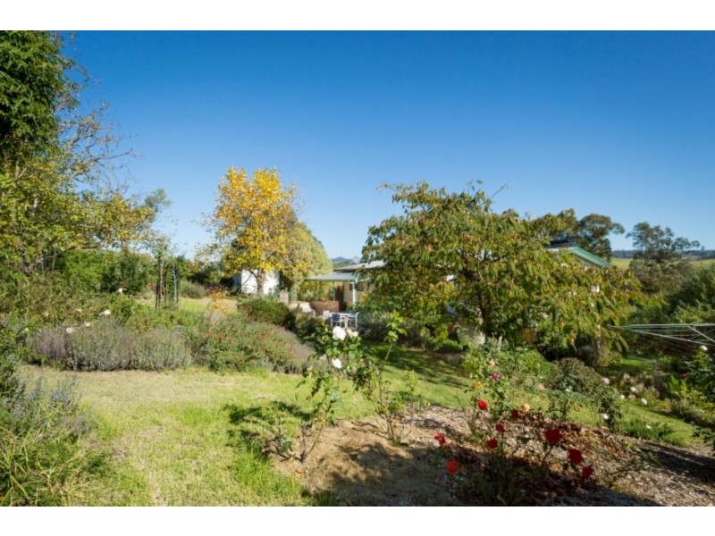 28 Bega St, Candelo NSW 2550