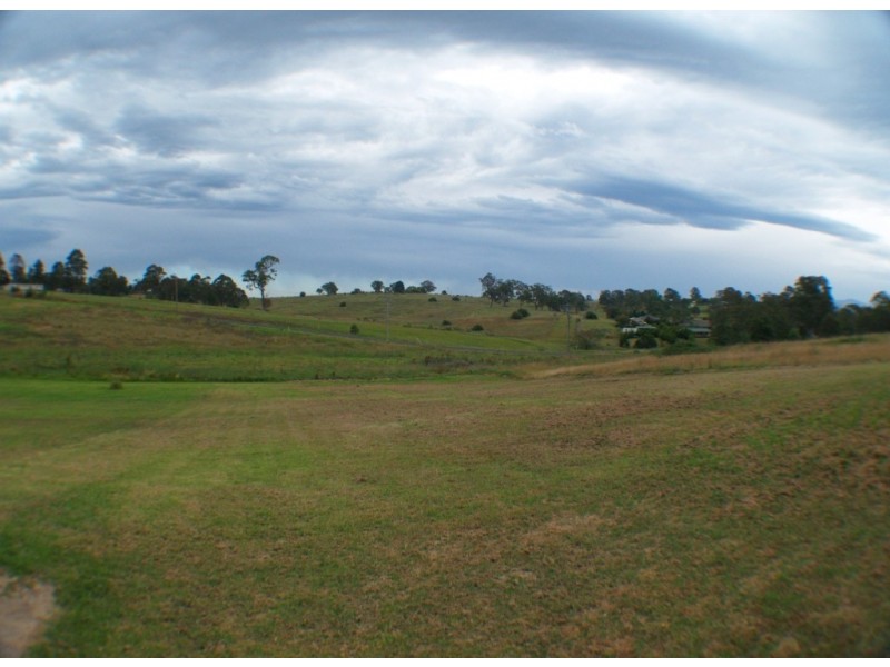 61 Glen Mia Drive, Bega NSW 2550