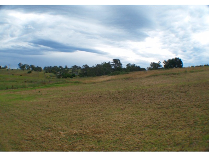 61 Glen Mia Drive, Bega NSW 2550