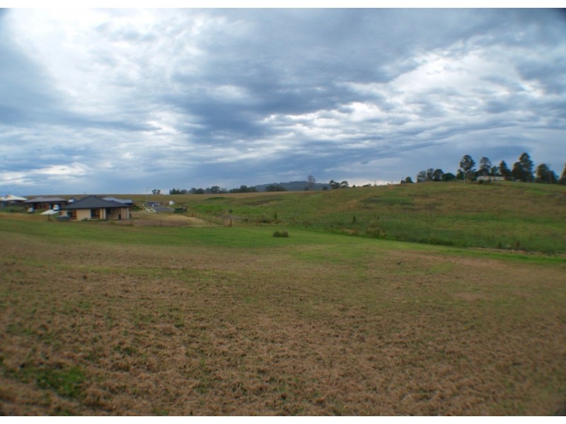 61 Glen Mia Drive, Bega NSW 2550