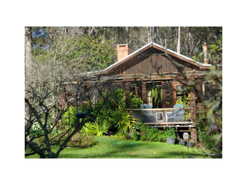 1827 Sapphire Coast Drive, Wallagoot NSW 2550