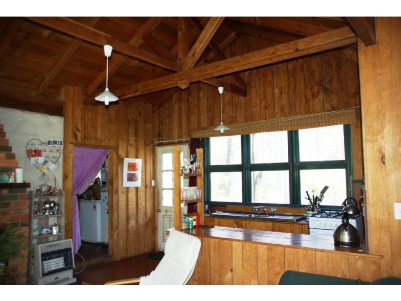 1827 Sapphire Coast Drive, Wallagoot NSW 2550