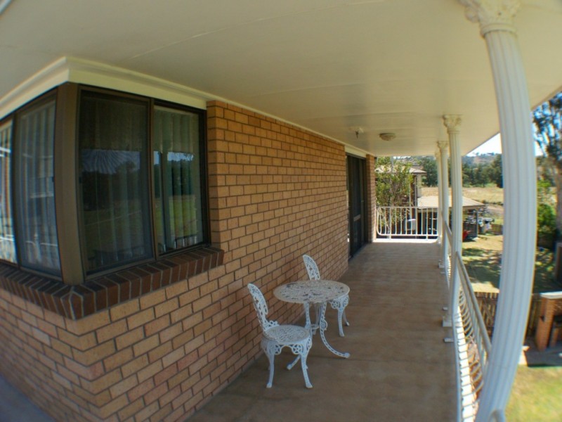 17 Kooringal Place, Bega NSW 2550