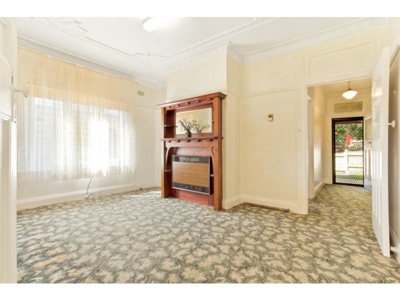 73 Bega St, Bega NSW 2550