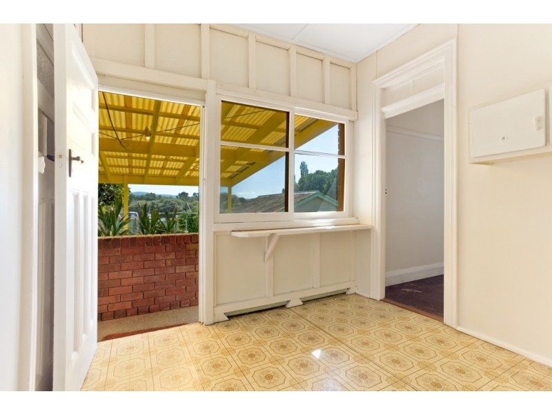 73 Bega St, Bega NSW 2550