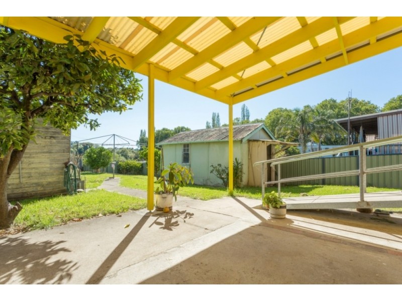 73 Bega St, Bega NSW 2550