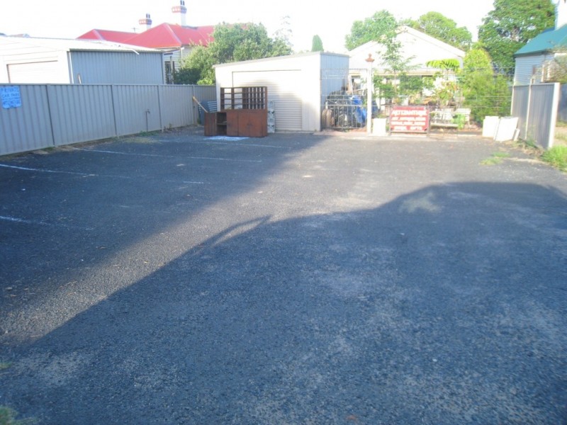 8 Canning St, Bega NSW 2550