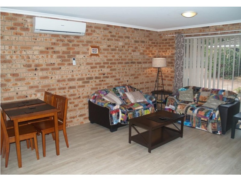 Unit 3/ 16-18 Little Bega St, Bega NSW 2550