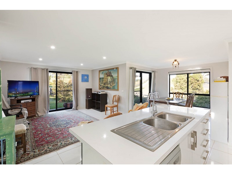 26 Howard Avenue, Bega NSW 2550