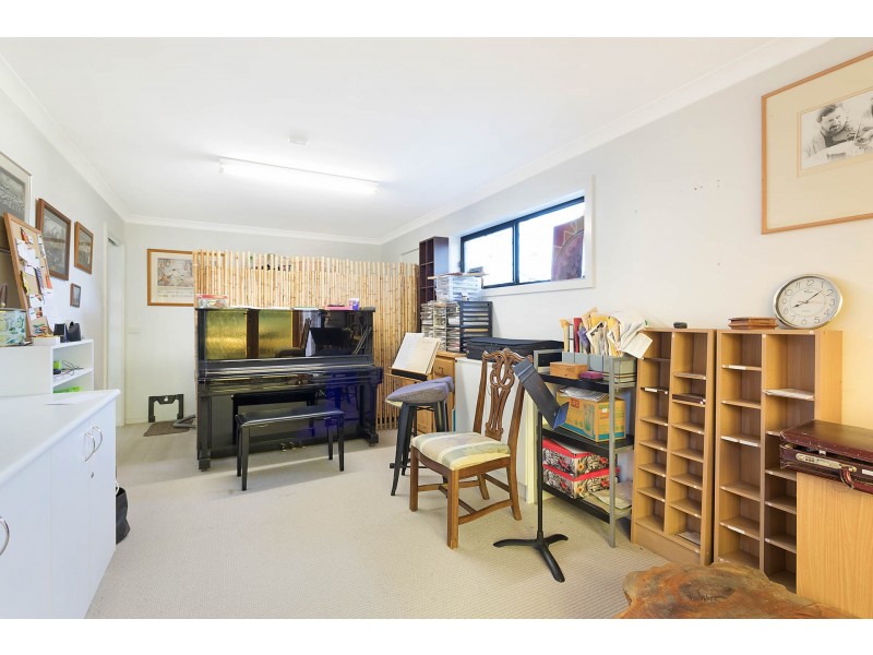 26 Howard Avenue, Bega NSW 2550