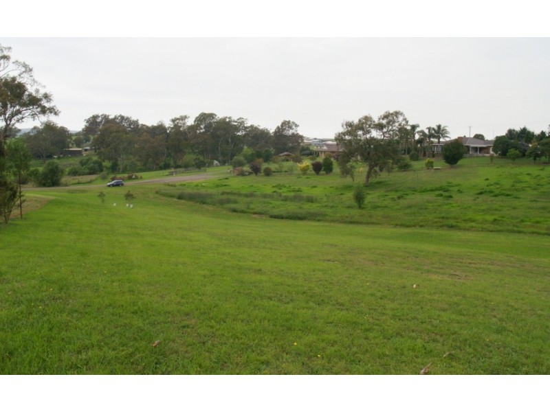 26 Willow Court, Bega NSW 2550