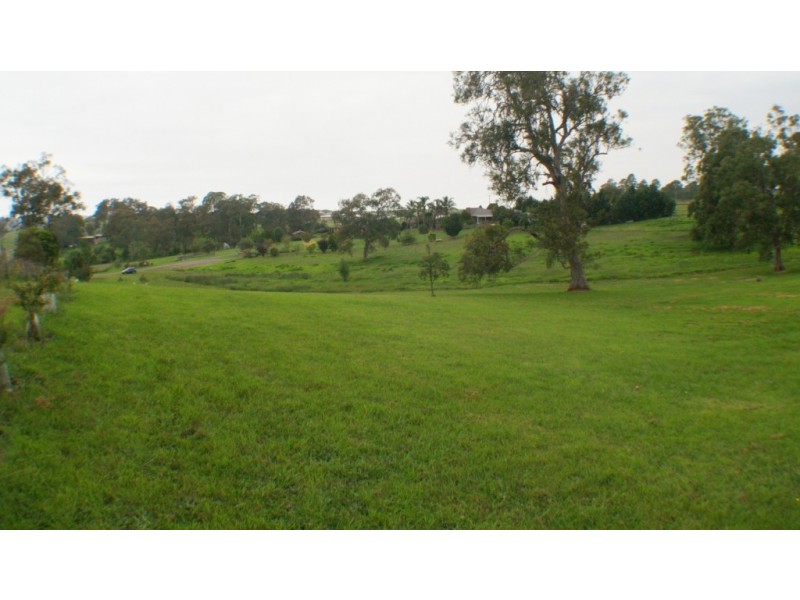 26 Willow Court, Bega NSW 2550