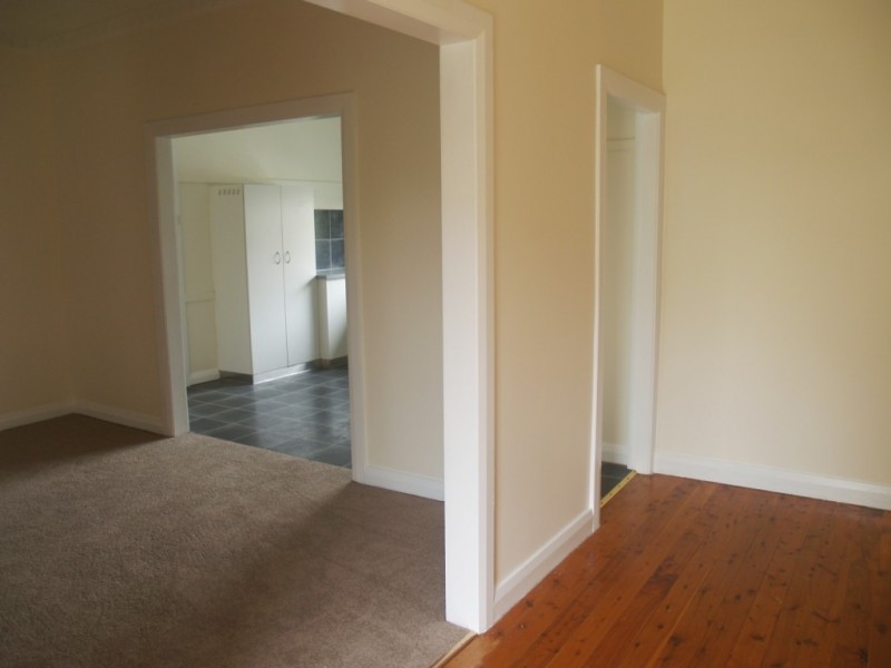 1 Watson St, Bega NSW 2550