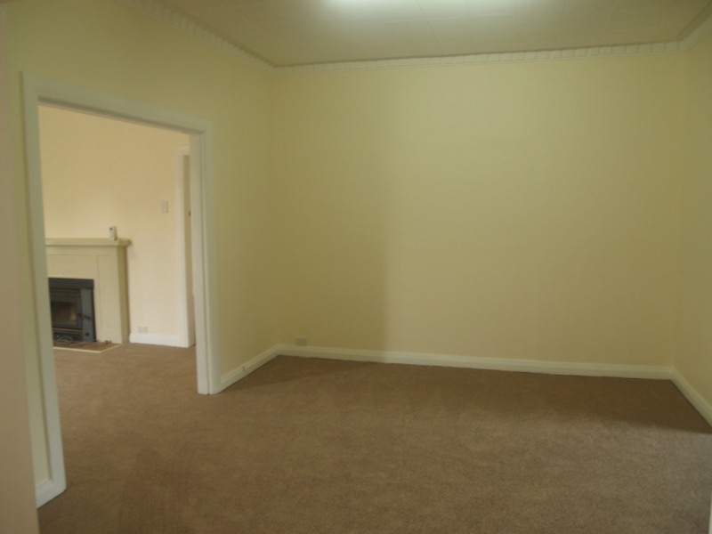 1 Watson St, Bega NSW 2550