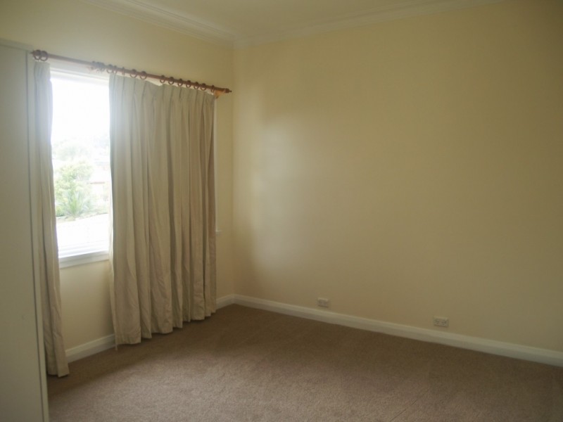 1 Watson St, Bega NSW 2550